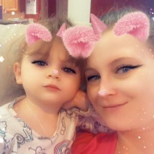 Meet your Posher, Adrienne